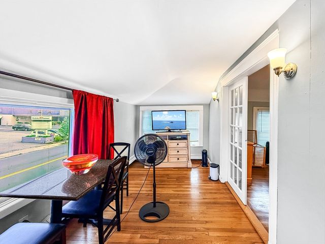 50 Main St, Winthrop, MA 02152