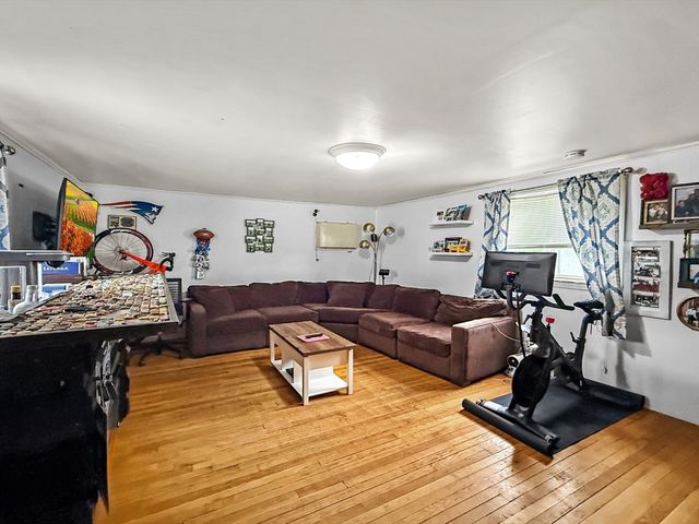 50 Main St, Winthrop, MA 02152