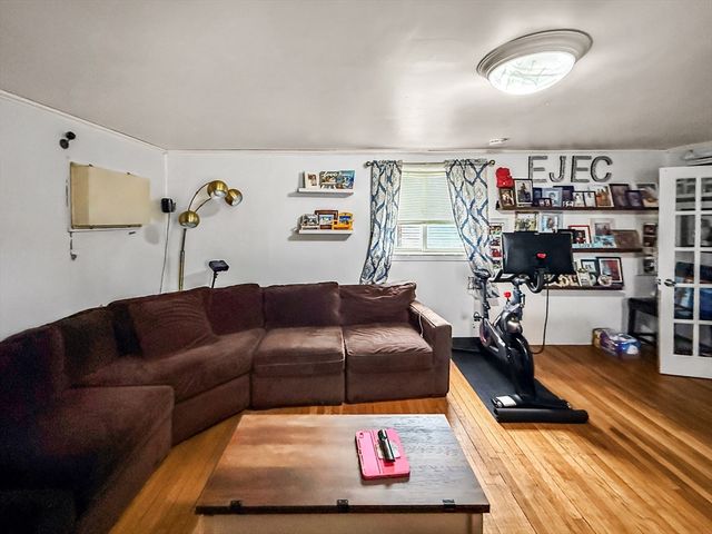 50 Main St, Winthrop, MA 02152