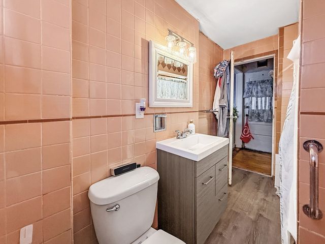 50 Main St, Winthrop, MA 02152