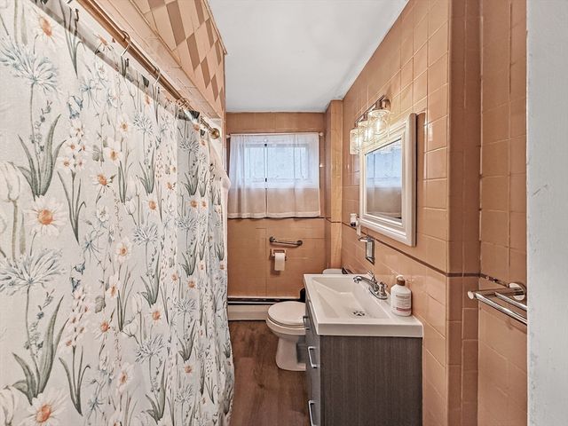 50 Main St, Winthrop, MA 02152