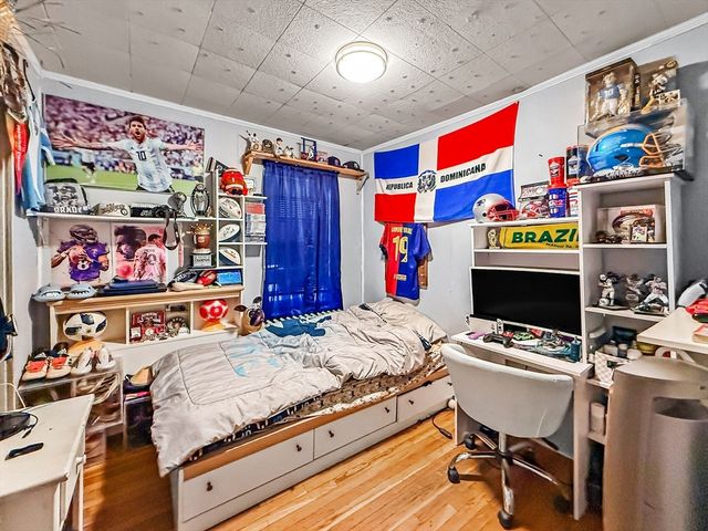 50 Main St, Winthrop, MA 02152