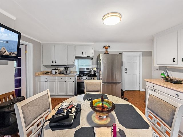 50 Main St, Winthrop, MA 02152