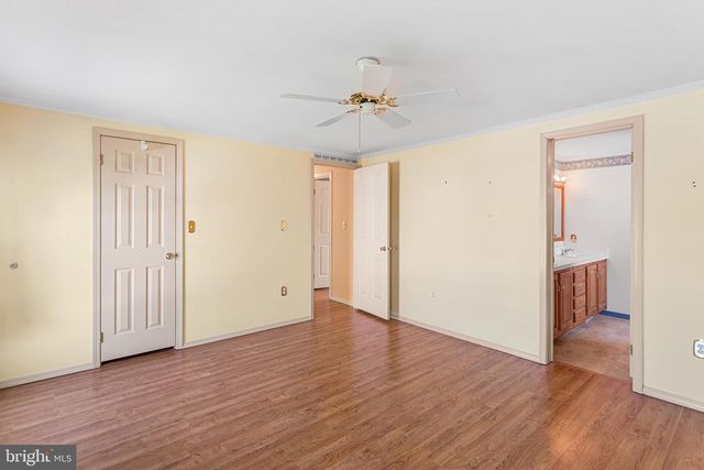 229 HORSESHOE DR, Garnet Valley, PA 19060