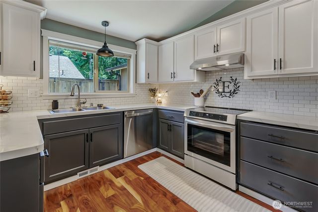 6102 189th Loop SW, Rochester, WA 98579