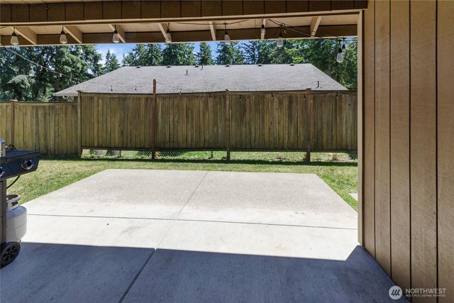 6102 189th Loop SW, Rochester, WA 98579