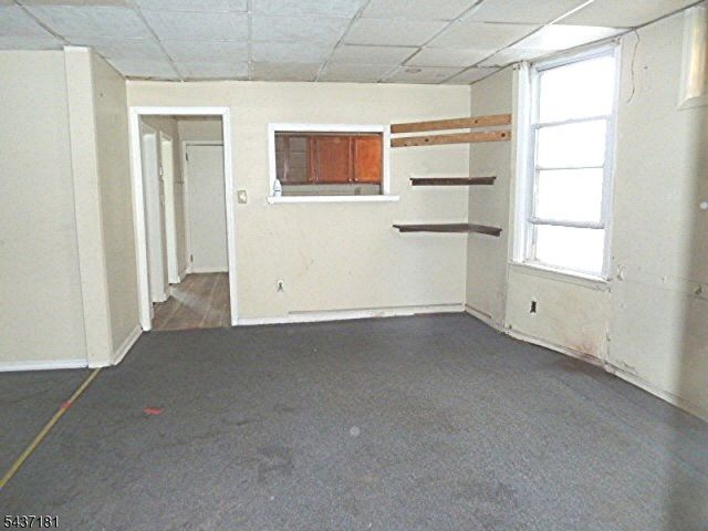 557 Magnolia Ave, Elizabeth City, NJ 07206