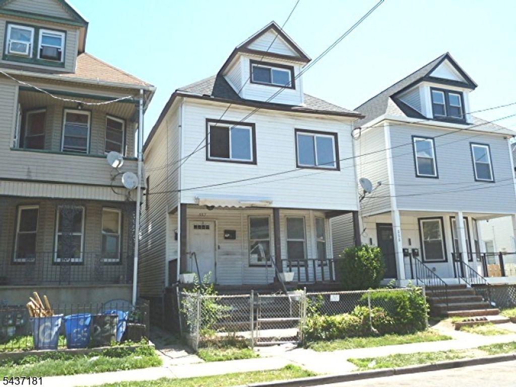 557 Magnolia Ave, Elizabeth City, NJ 07206 — photo 2