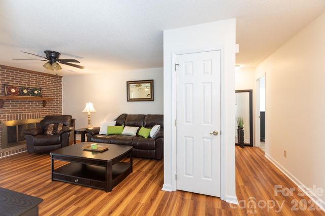 5600 Amity Springs Drive, Charlotte, NC 28212