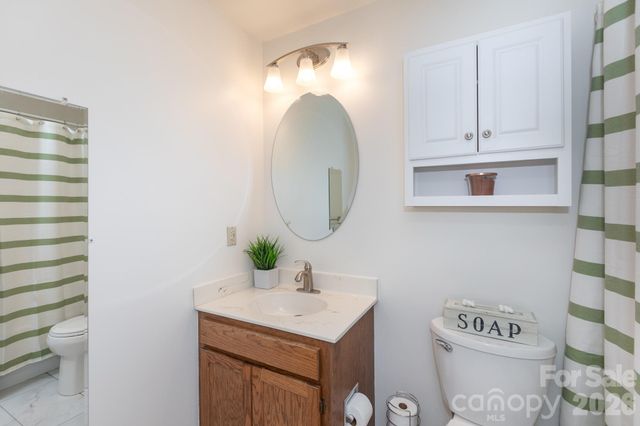 5600 Amity Springs Drive, Charlotte, NC 28212