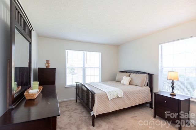 5600 Amity Springs Drive, Charlotte, NC 28212