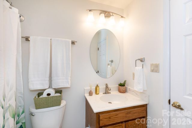 5600 Amity Springs Drive, Charlotte, NC 28212