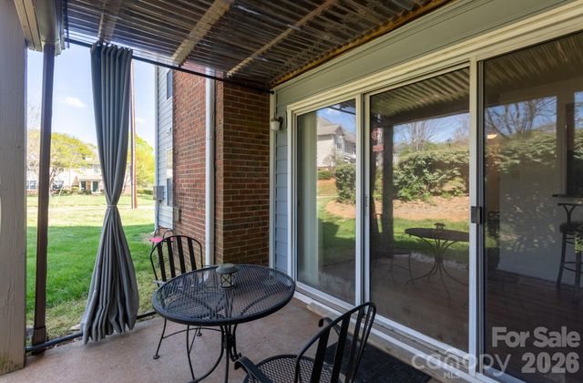 5600 Amity Springs Drive, Charlotte, NC 28212