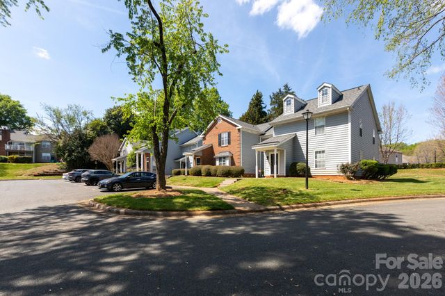 5600 Amity Springs Drive, Charlotte, NC 28212