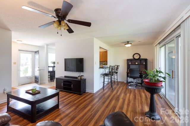 5600 Amity Springs Drive, Charlotte, NC 28212