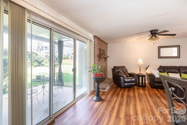 5600 Amity Springs Drive, Charlotte, NC 28212