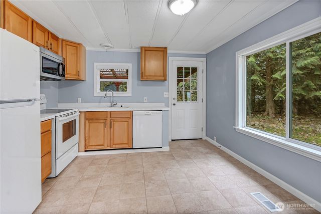 19015 219th Avenue Ct E, Orting, WA 98360