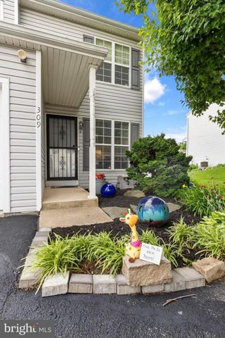 309 PARKLAWN CT, Lancaster, PA 17601