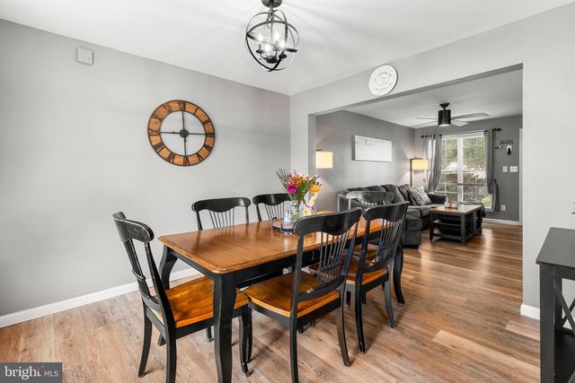 309 PARKLAWN CT, Lancaster, PA 17601