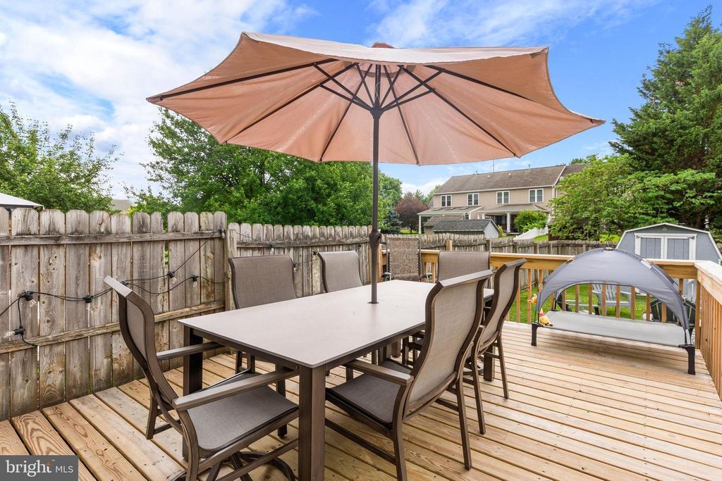 Image 23 of property listing at 309 PARKLAWN CT, Lancaster, PA 17601