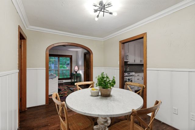 2321 Primrose Avenue, Fort Worth, TX 76111
