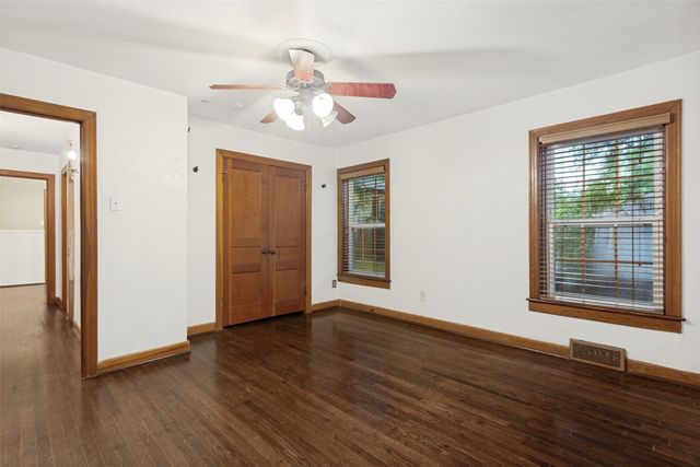 2321 Primrose Avenue, Fort Worth, TX 76111