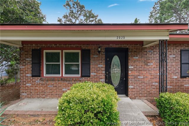 3625 Metric Drive, Hope Mills, NC 28348
