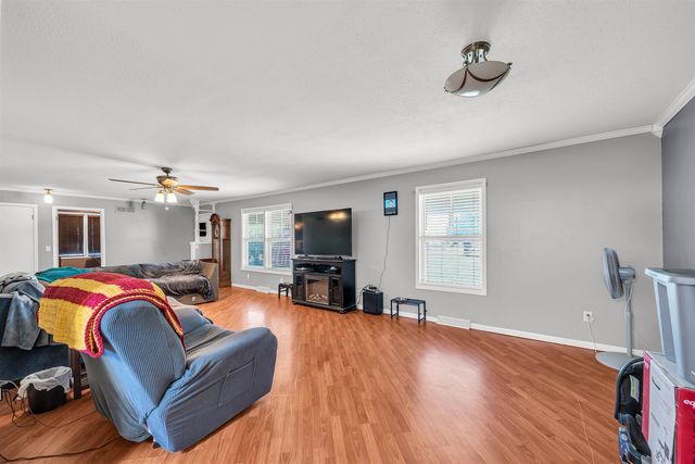 1294 N Ridge Rd, Peck, KS 67120