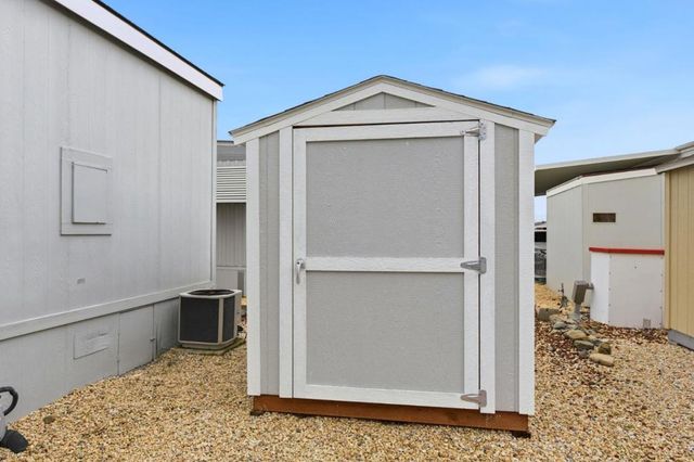 5770 Winfield Boulevard, San Jose, CA 95123