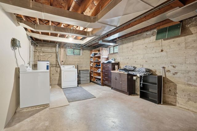 2705 W Grace Ave, Spokane, WA 99205