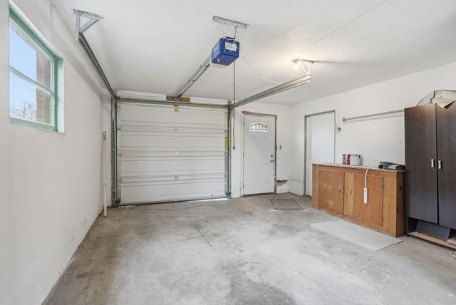 2705 W Grace Ave, Spokane, WA 99205