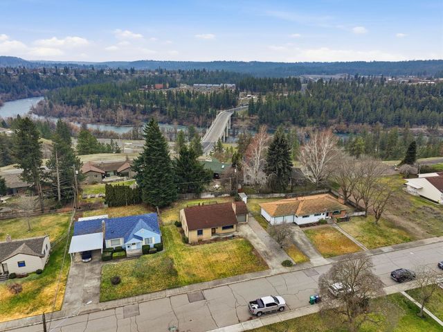 2705 W Grace Ave, Spokane, WA 99205