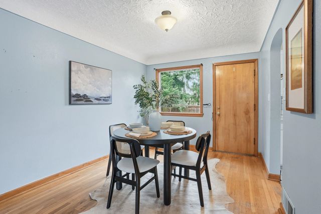 2705 W Grace Ave, Spokane, WA 99205