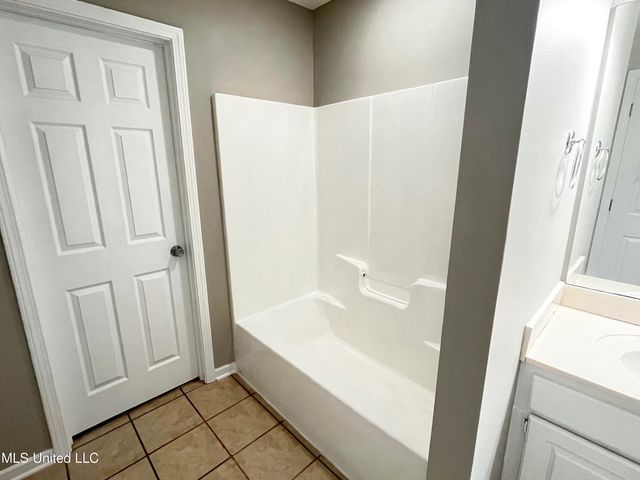 1043 Spanish Oak Boulevard, Florence, MS 39073
