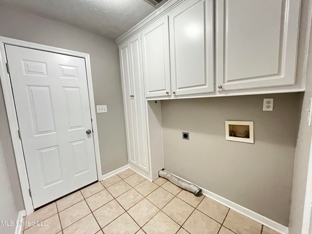 1043 Spanish Oak Boulevard, Florence, MS 39073