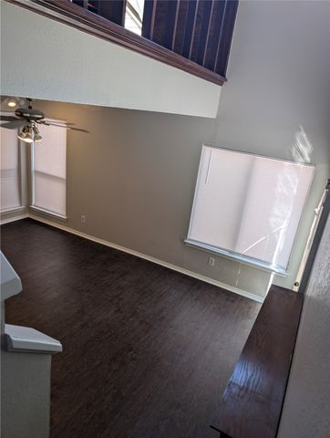 2310 Bamboo Drive J201, Arlington, TX 76006