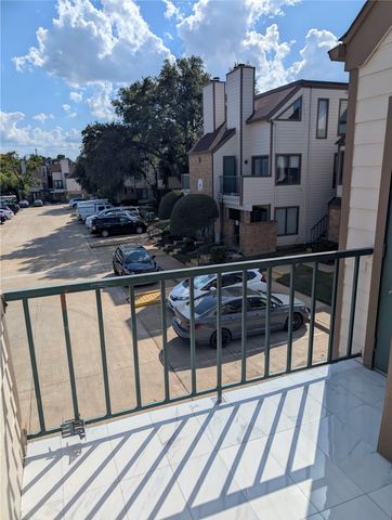 2310 Bamboo Drive J201, Arlington, TX 76006