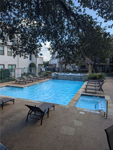 2310 Bamboo Drive J201, Arlington, TX 76006