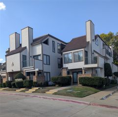 2310 Bamboo Drive J201, Arlington, TX 76006