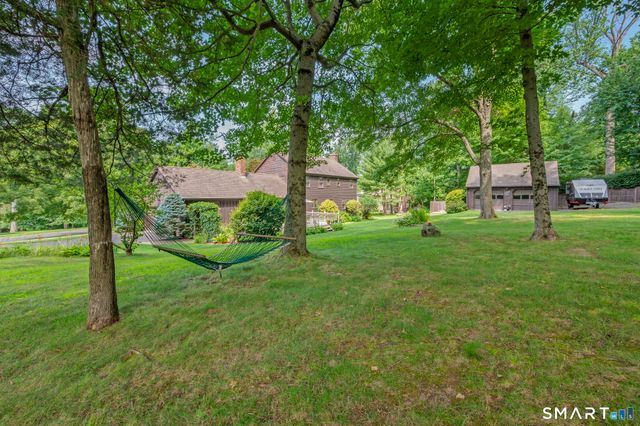 39 Old Carriage Road, Portland, CT 06480