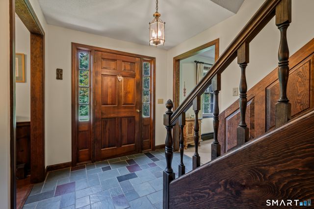39 Old Carriage Road, Portland, CT 06480