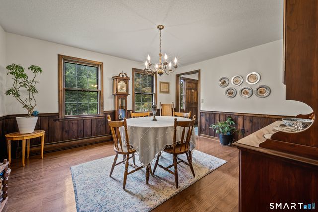 39 Old Carriage Road, Portland, CT 06480