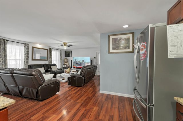 5 Howard Street, Pembroke, NH 03275