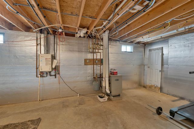 5 Howard Street, Pembroke, NH 03275