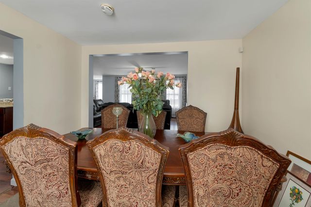 5 Howard Street, Pembroke, NH 03275