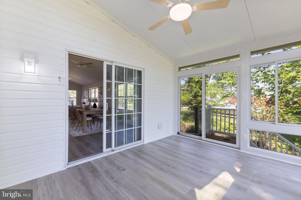 Image 33 of property listing at 12350 NEALE SOUND DR, Cobb Island, MD 20625