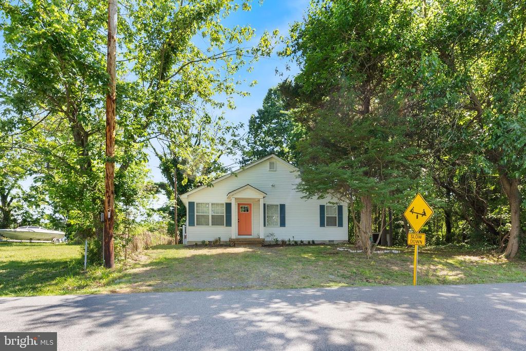 Image 42 of property listing at 12350 NEALE SOUND DR, Cobb Island, MD 20625