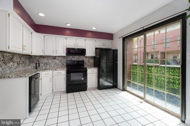 190 MERCER ST, Trenton, NJ 08611