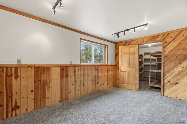 24760 HIDDEN VALLEY RD, Hermosa, SD 57744