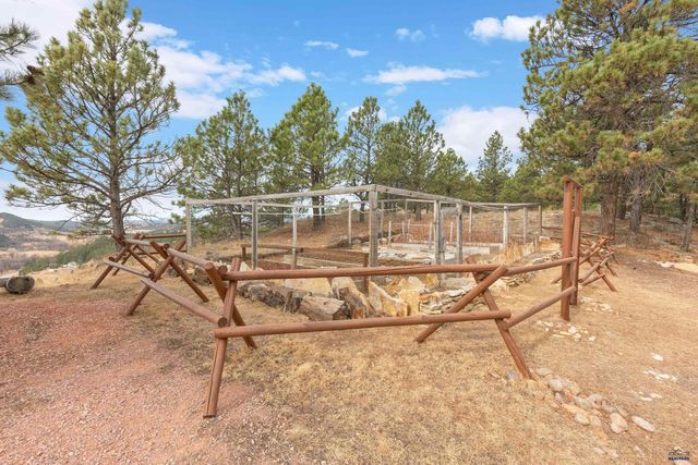 24760 HIDDEN VALLEY RD, Hermosa, SD 57744